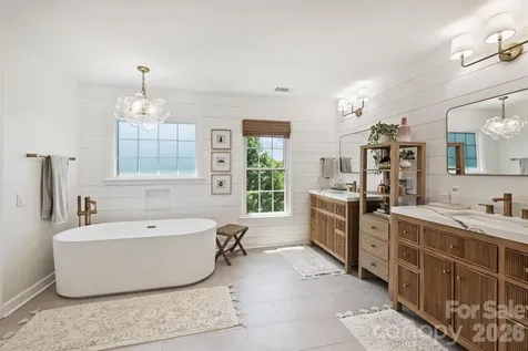 5319 Piper Glen Drive Charlotte NC 28277
