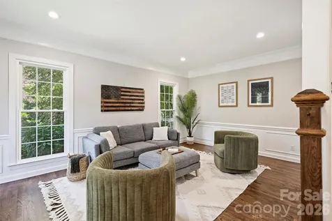 5319 Piper Glen Drive Charlotte NC 28277