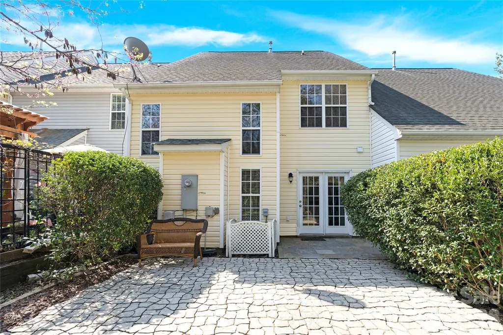 8772 Robinson Forest Drive Charlotte NC 28277