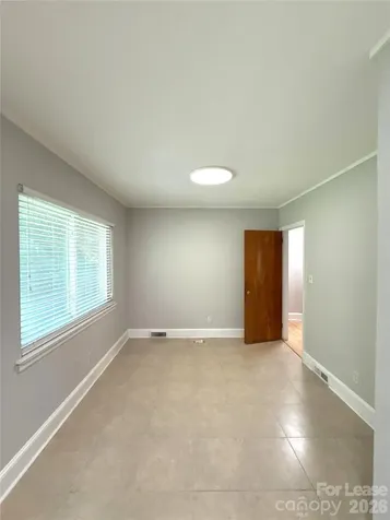 932 Hickory Nut Street Charlotte NC 28205