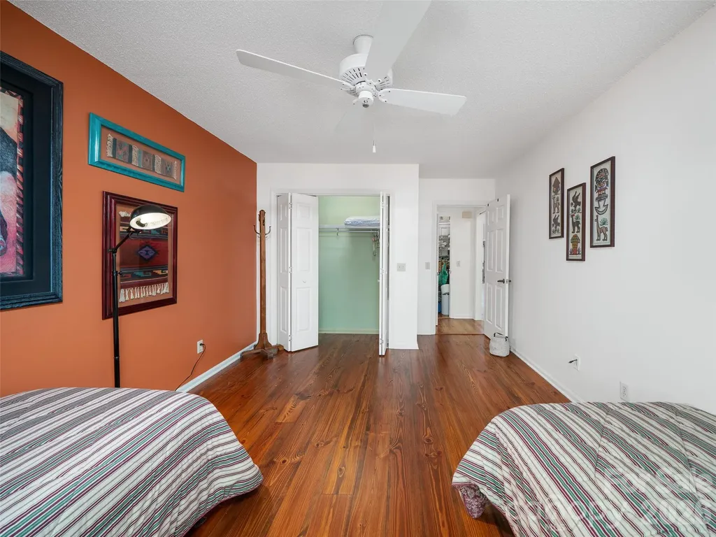301 White Oak Drive Hendersonville NC 28791