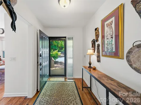 301 White Oak Drive Hendersonville NC 28791