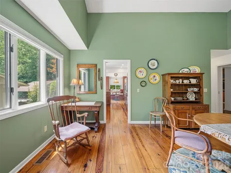 301 White Oak Drive Hendersonville NC 28791
