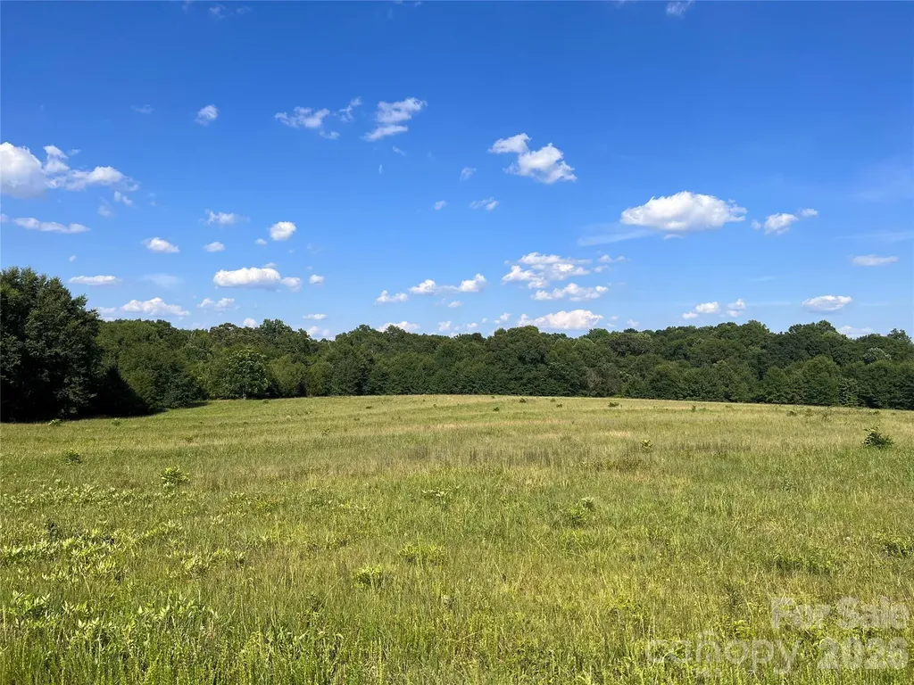 000 E Homestead Avenue Boiling Springs NC 28017