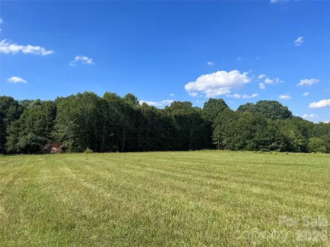 000 E Homestead Avenue Boiling Springs NC 28017