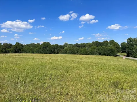 000 E Homestead Avenue Boiling Springs NC 28017