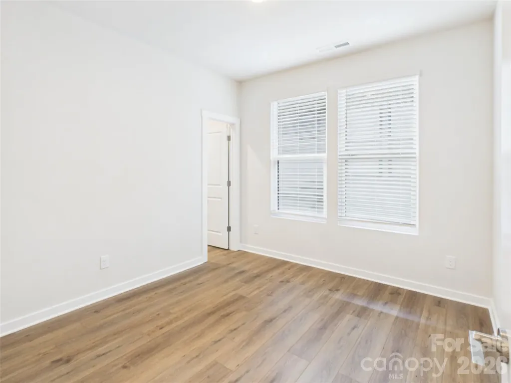 2645 Ravencroft Drive Charlotte NC 28208