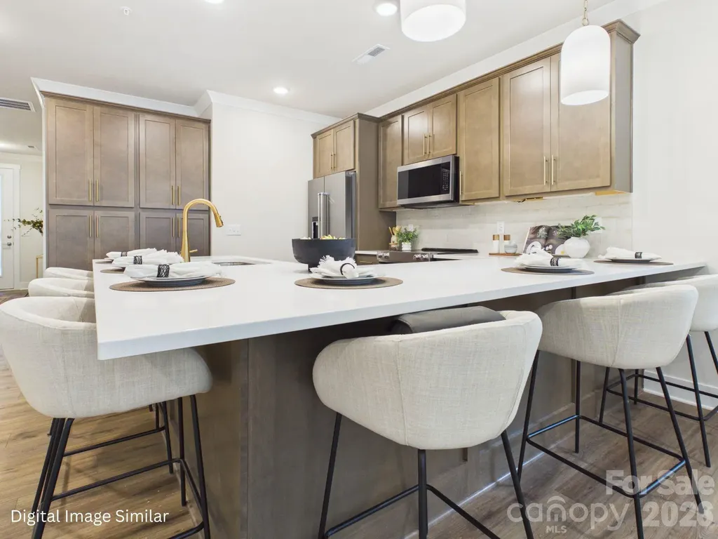 2645 Ravencroft Drive Charlotte NC 28208