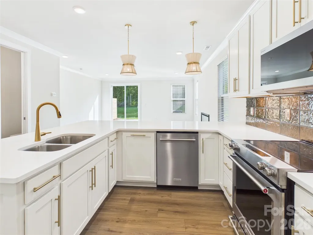 2645 Ravencroft Drive Charlotte NC 28208