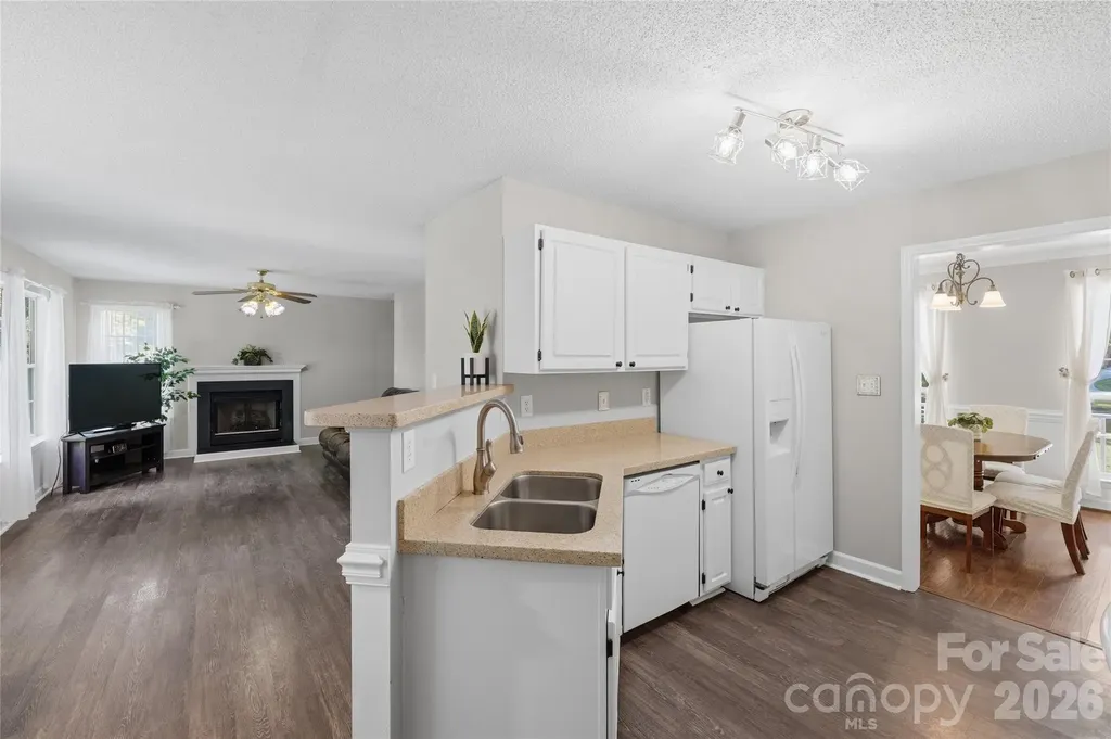 5038 Scaleybark Court Indian Trail NC 28079