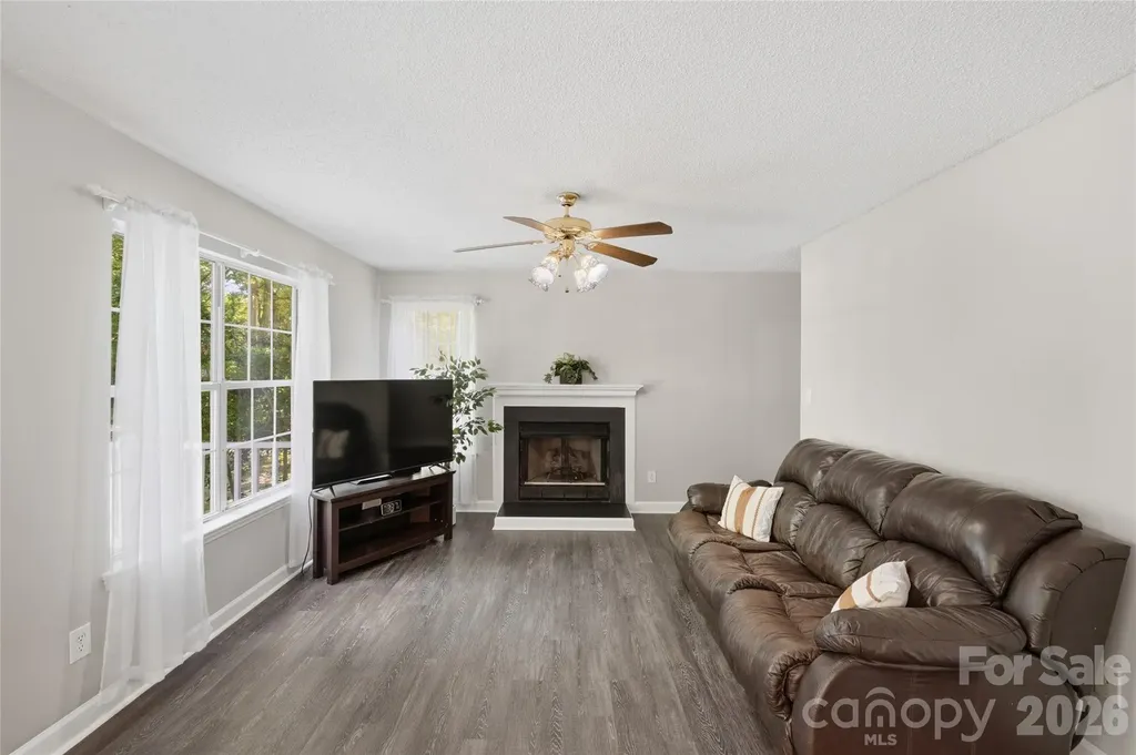 5038 Scaleybark Court Indian Trail NC 28079