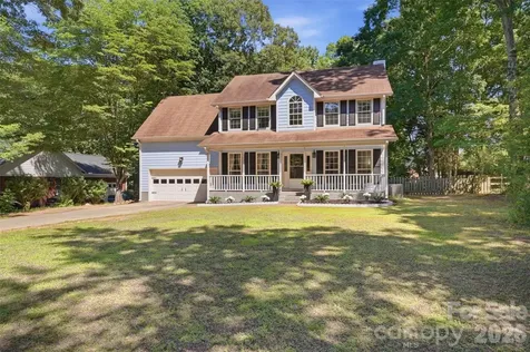 5038 Scaleybark Court Indian Trail NC 28079