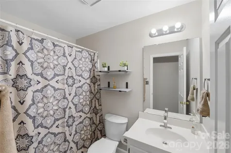 5038 Scaleybark Court Indian Trail NC 28079