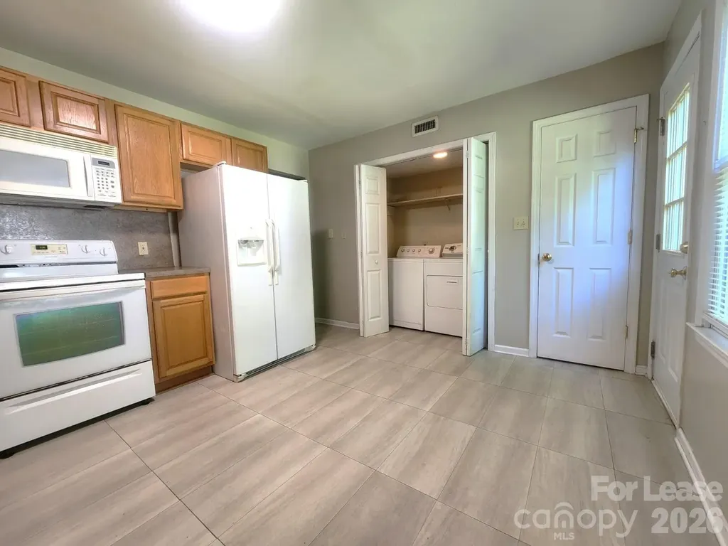 3317 Windsor Drive Charlotte NC 28209