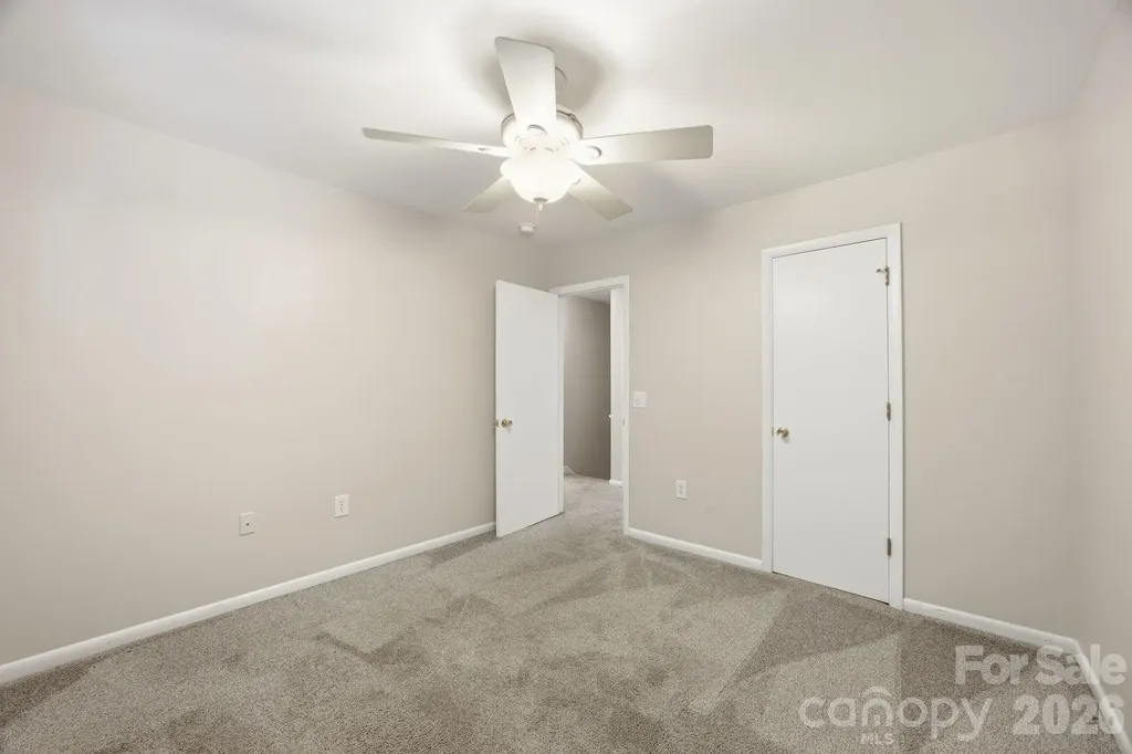 3132 Heathstead Place Charlotte NC 28210