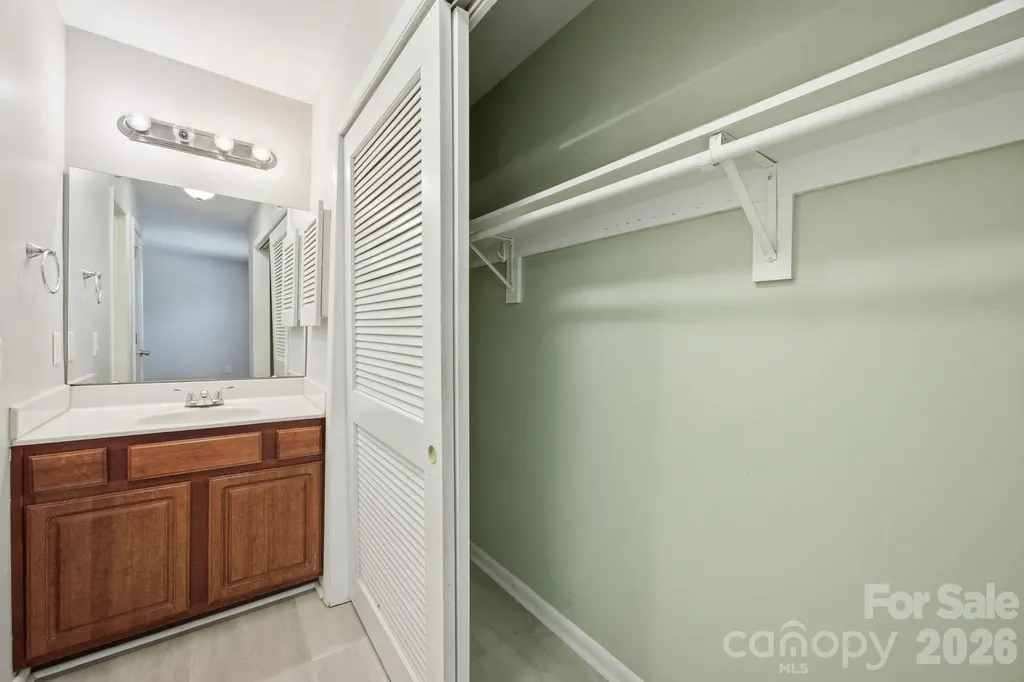 3132 Heathstead Place Charlotte NC 28210