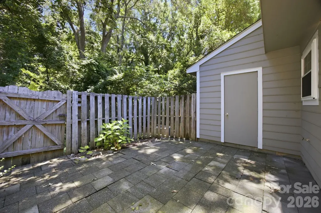 3132 Heathstead Place Charlotte NC 28210