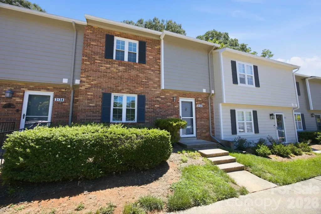 3132 Heathstead Place Charlotte NC 28210