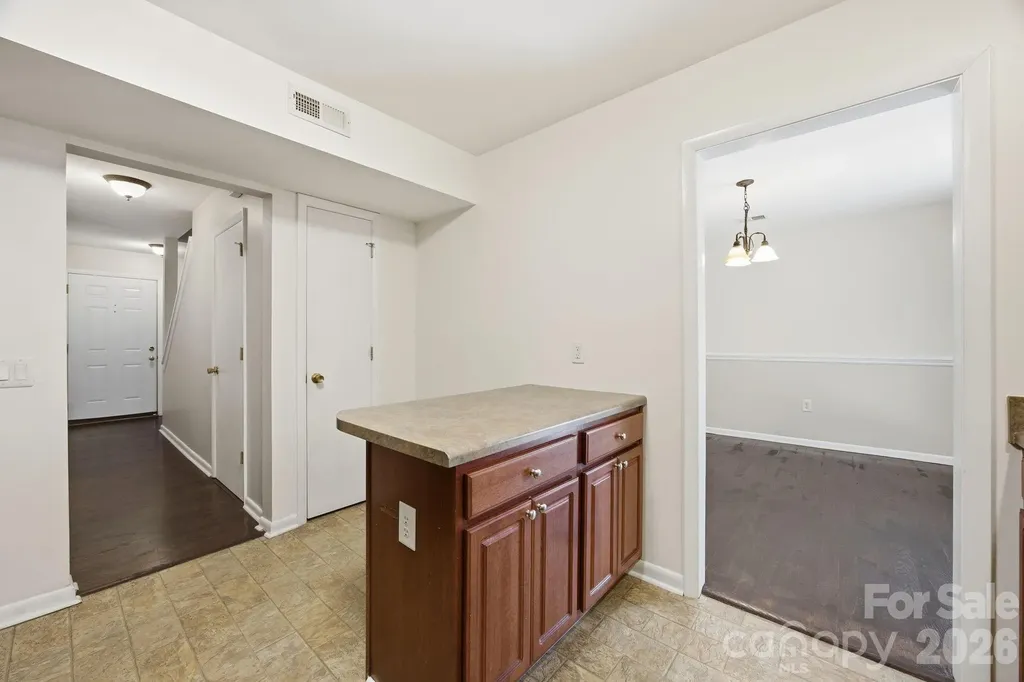 3132 Heathstead Place Charlotte NC 28210