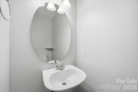 3132 Heathstead Place Charlotte NC 28210