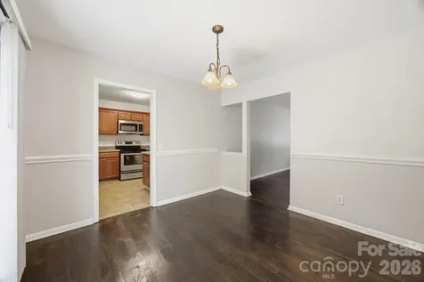 3132 Heathstead Place Charlotte NC 28210