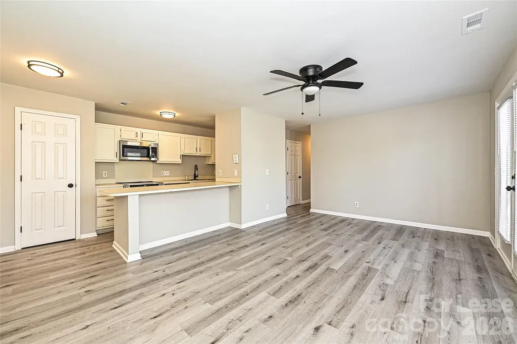 6156 Meadow Rose Lane Charlotte NC 28215