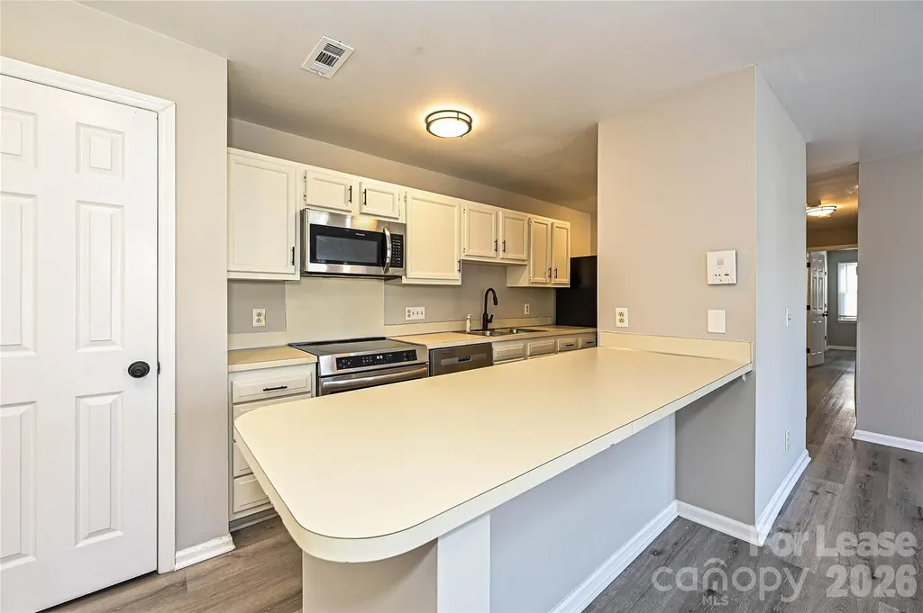6156 Meadow Rose Lane Charlotte NC 28215