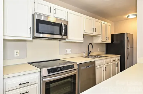 6156 Meadow Rose Lane Charlotte NC 28215