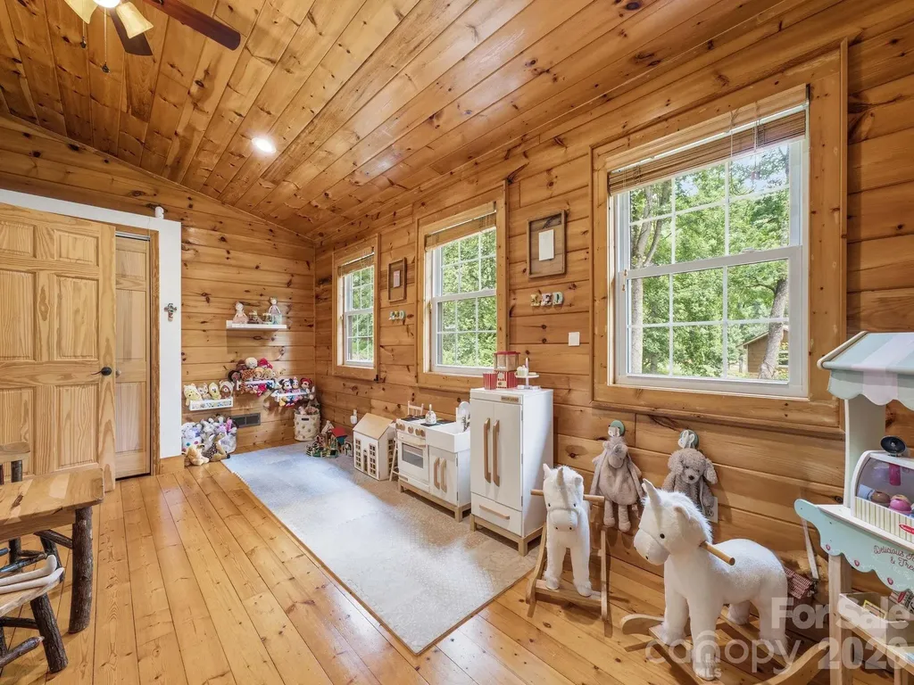 248 Brannon Forest Drive Waynesville NC 28785