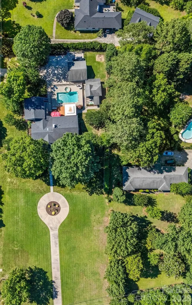 3101 Mckee Road Charlotte NC 28270