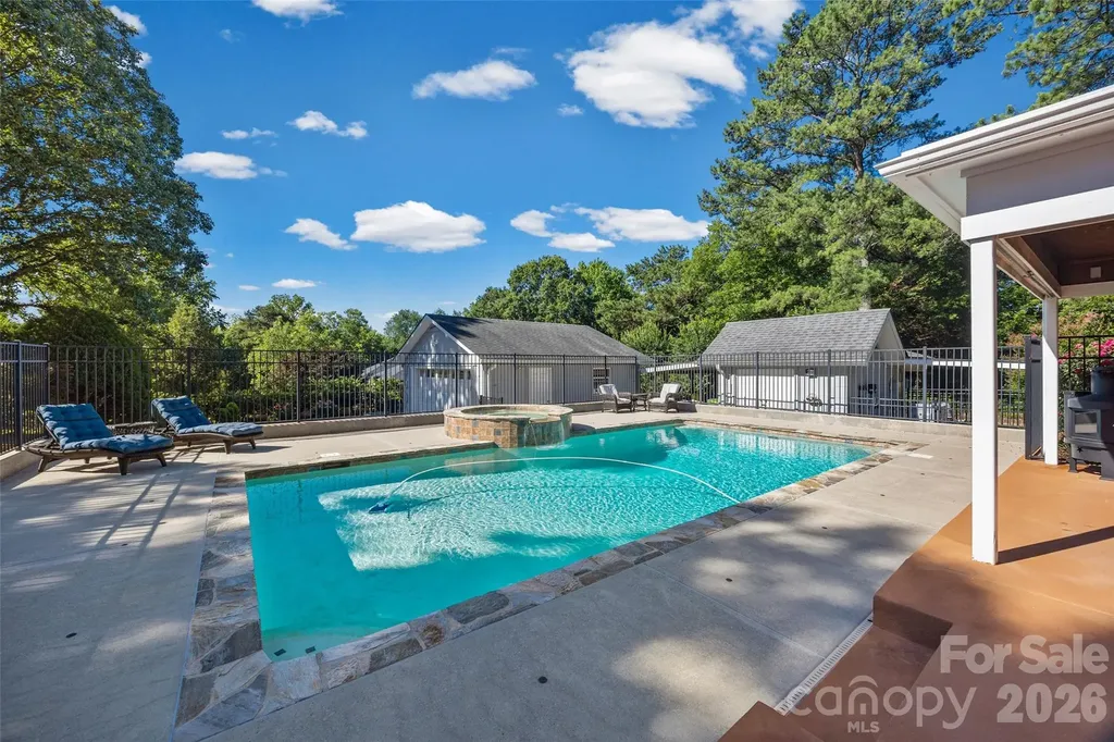 3101 Mckee Road Charlotte NC 28270