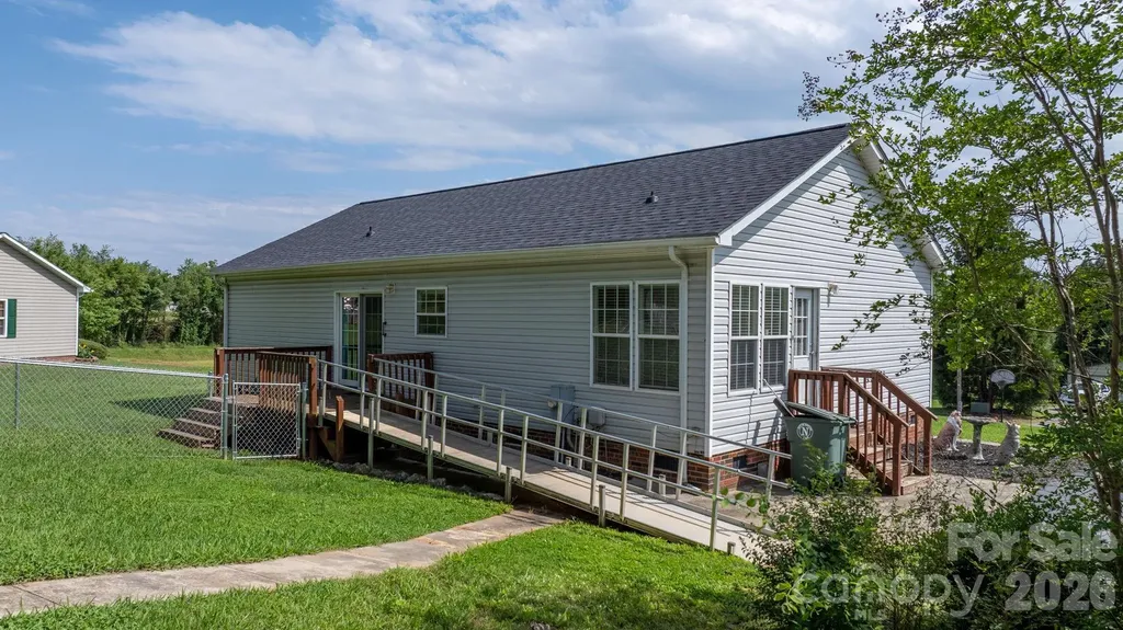 952 Eastern Ridge Drive Newton NC 28658