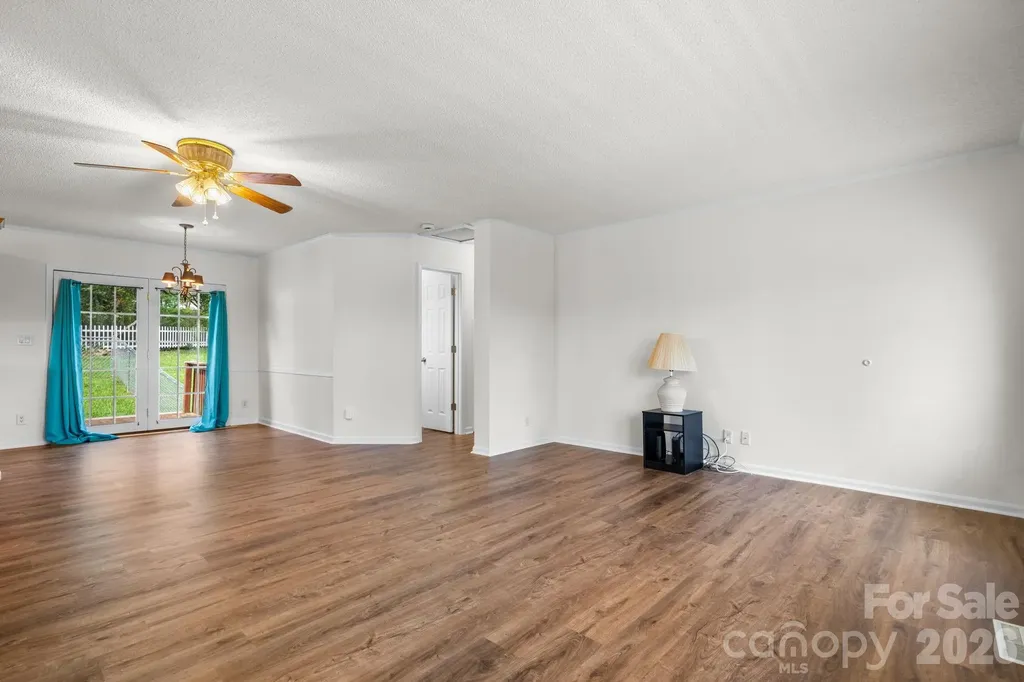 952 Eastern Ridge Drive Newton NC 28658