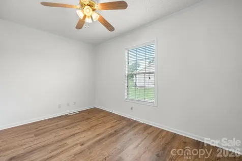 952 Eastern Ridge Drive Newton NC 28658