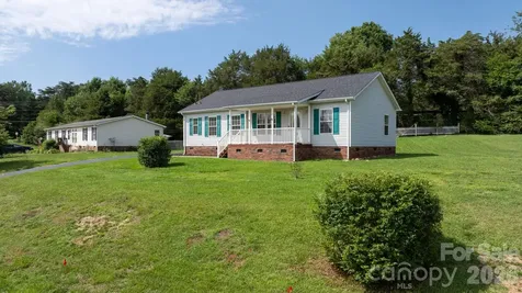 952 Eastern Ridge Drive Newton NC 28658