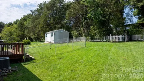 952 Eastern Ridge Drive Newton NC 28658