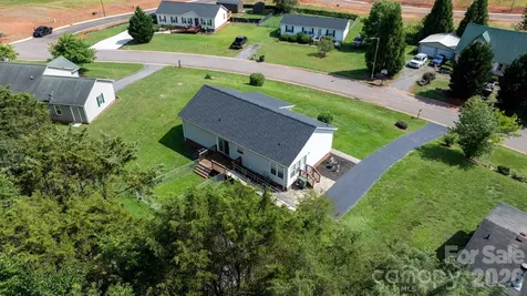 952 Eastern Ridge Drive Newton NC 28658