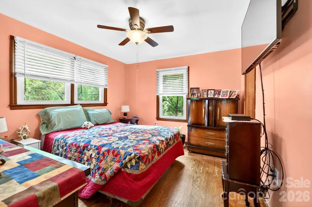 2896 Old Mars Hill Highway Weaverville NC 28787