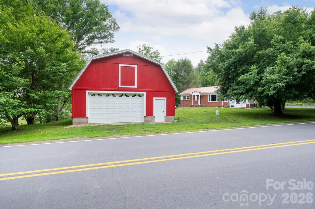 2896 Old Mars Hill Highway Weaverville NC 28787
