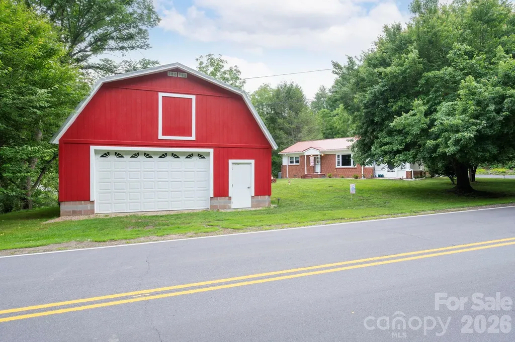 2896 Old Mars Hill Highway Weaverville NC 28787