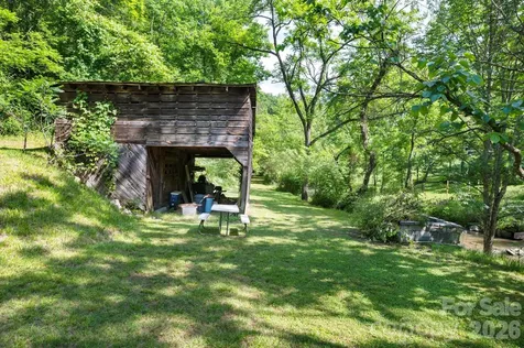 2896 Old Mars Hill Highway Weaverville NC 28787