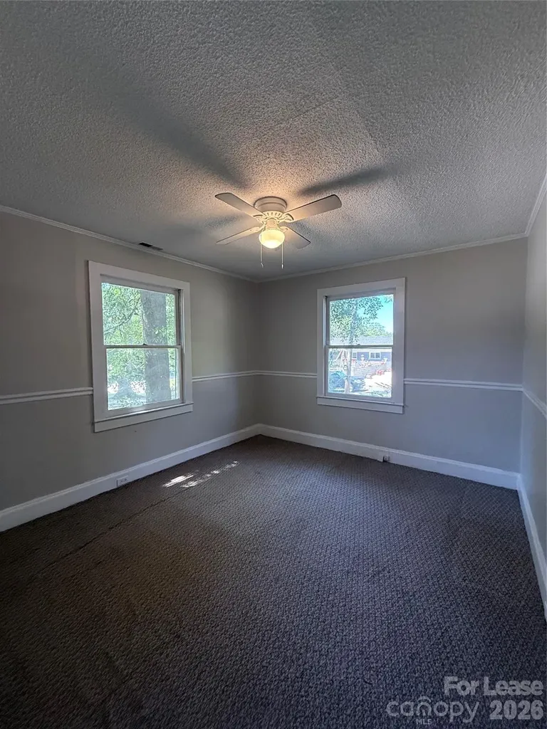 909 E Harrison Avenue Gastonia NC 28054