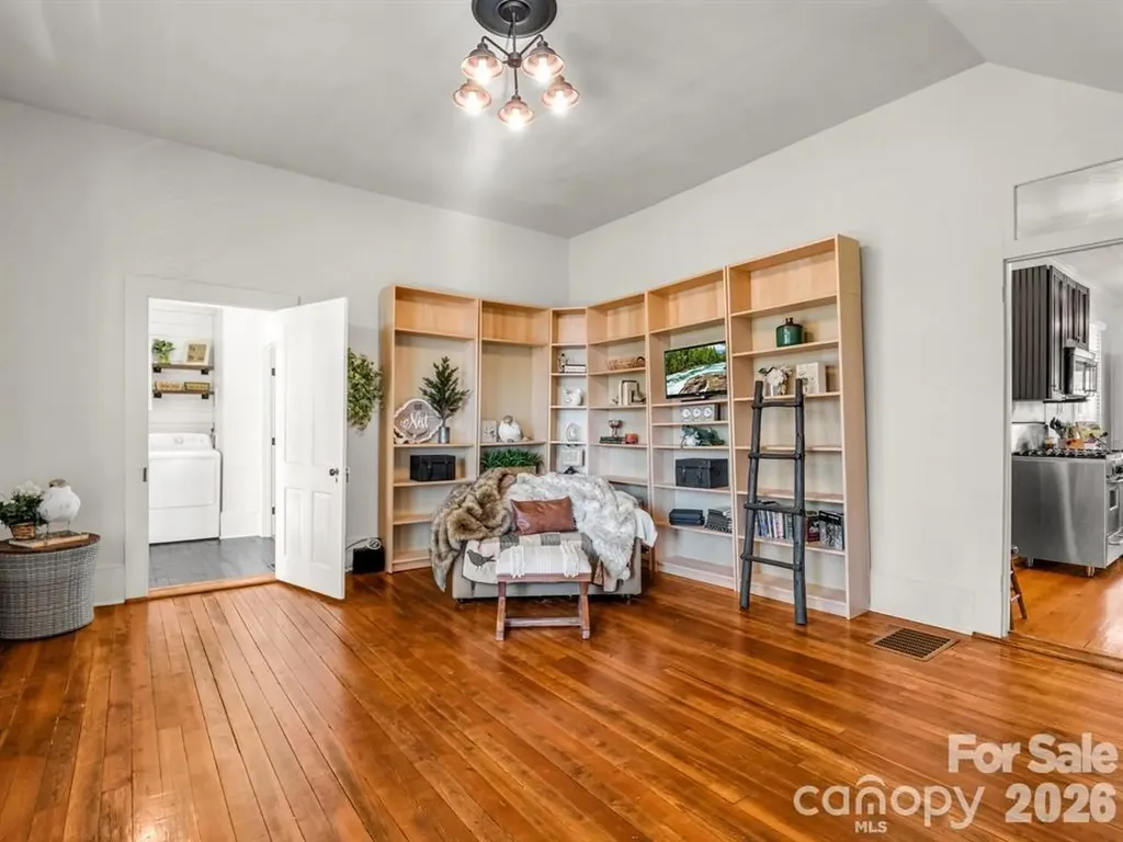 219 Stoney Mountain Road Hendersonville NC 28791