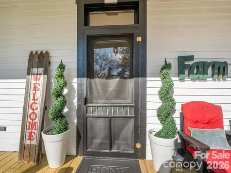 219 Stoney Mountain Road Hendersonville NC 28791