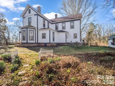 219 Stoney Mountain Road Hendersonville NC 28791