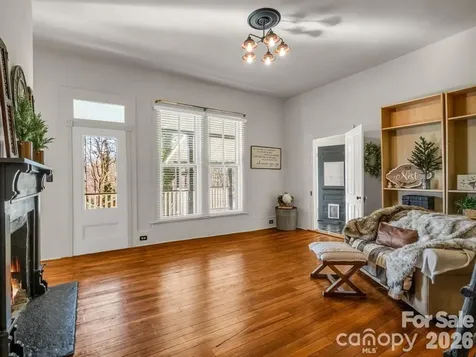219 Stoney Mountain Road Hendersonville NC 28791