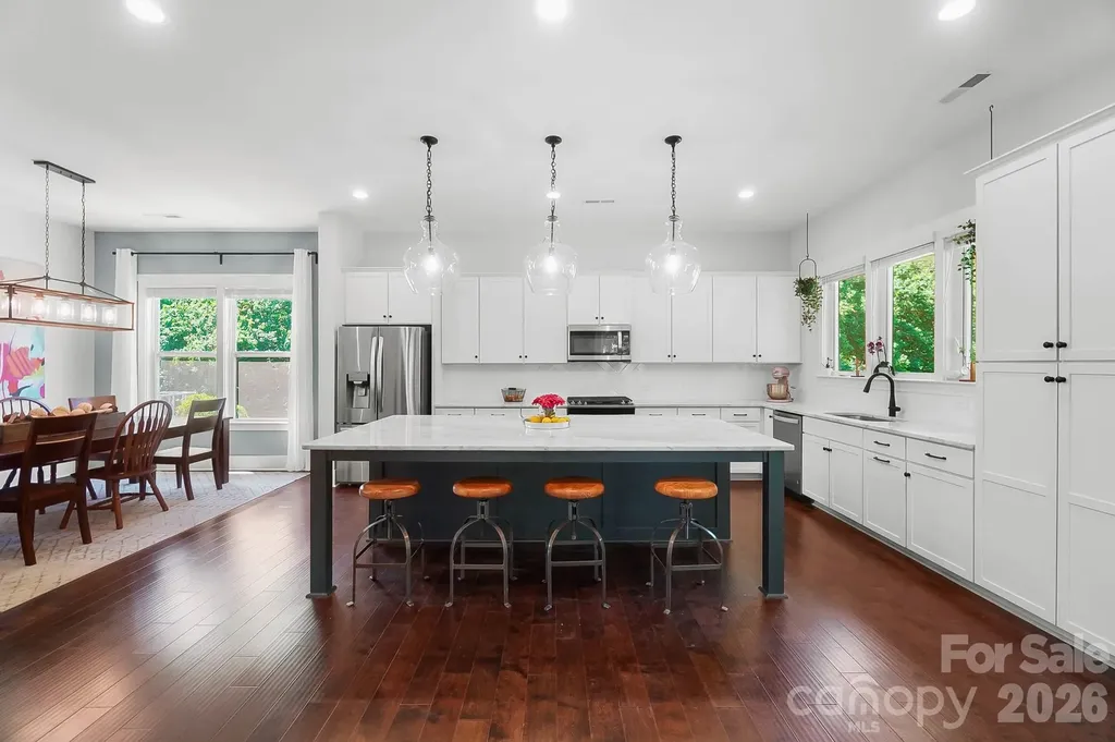 124 Lorenzo Lane Mooresville NC 28115
