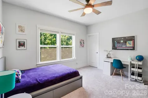 124 Lorenzo Lane Mooresville NC 28115