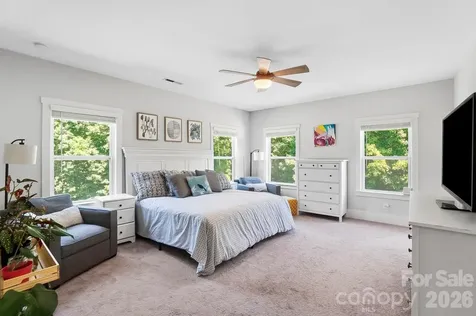 124 Lorenzo Lane Mooresville NC 28115