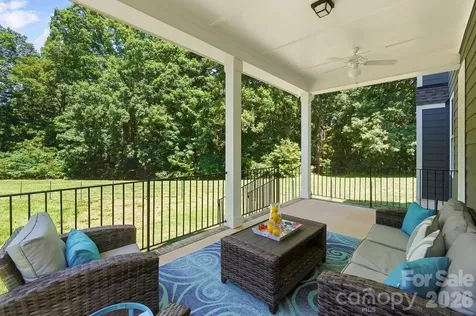 124 Lorenzo Lane Mooresville NC 28115
